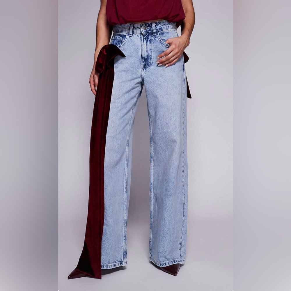 Wide leg jeans